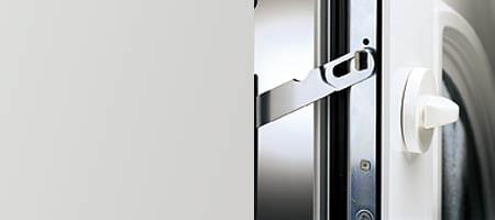 Locking bow for uPVC entry doors