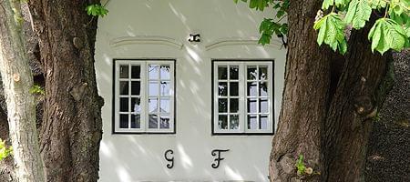 Double-winged window with glazing bars