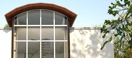 Frameless window with glazing bars